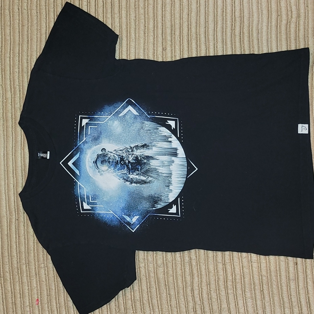 Made in USA. Imaginary Foundation.  Size Medium.